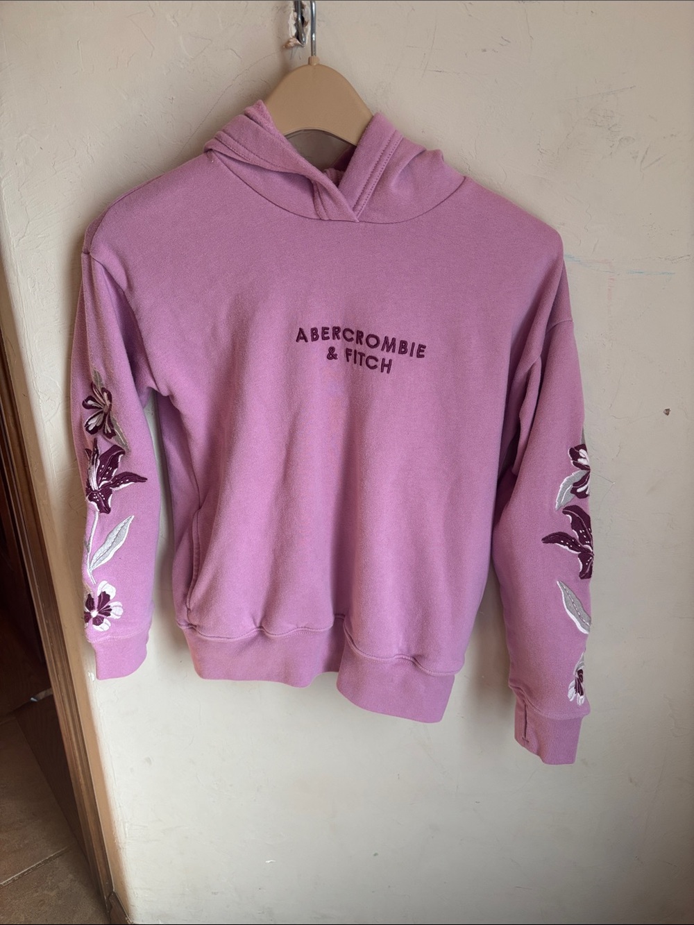 Abercrombie kids hoodie! 9/10